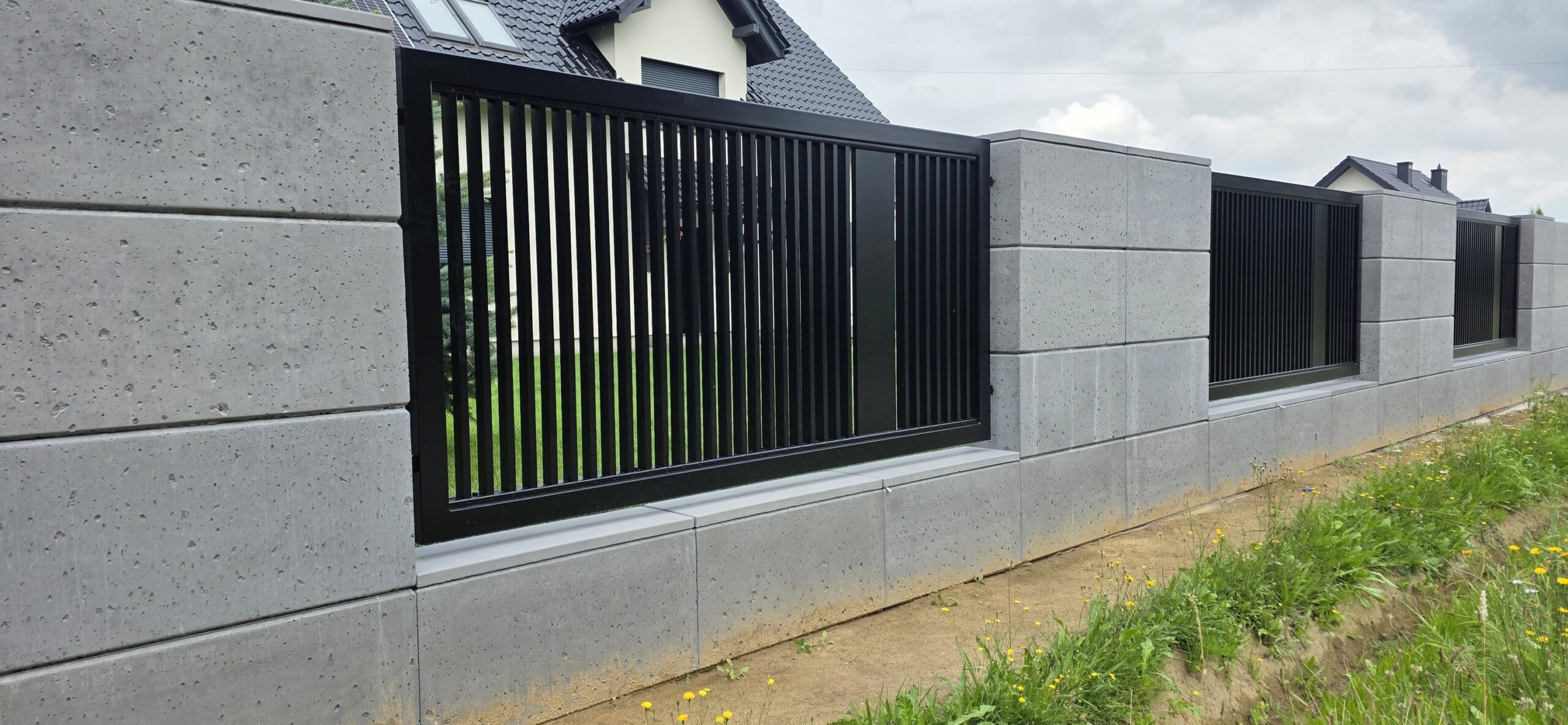 Ogrodzenia i gabiony — realizacja Usługowego Zakładu Ślusarskiego Metaloplastyka, Brzesko