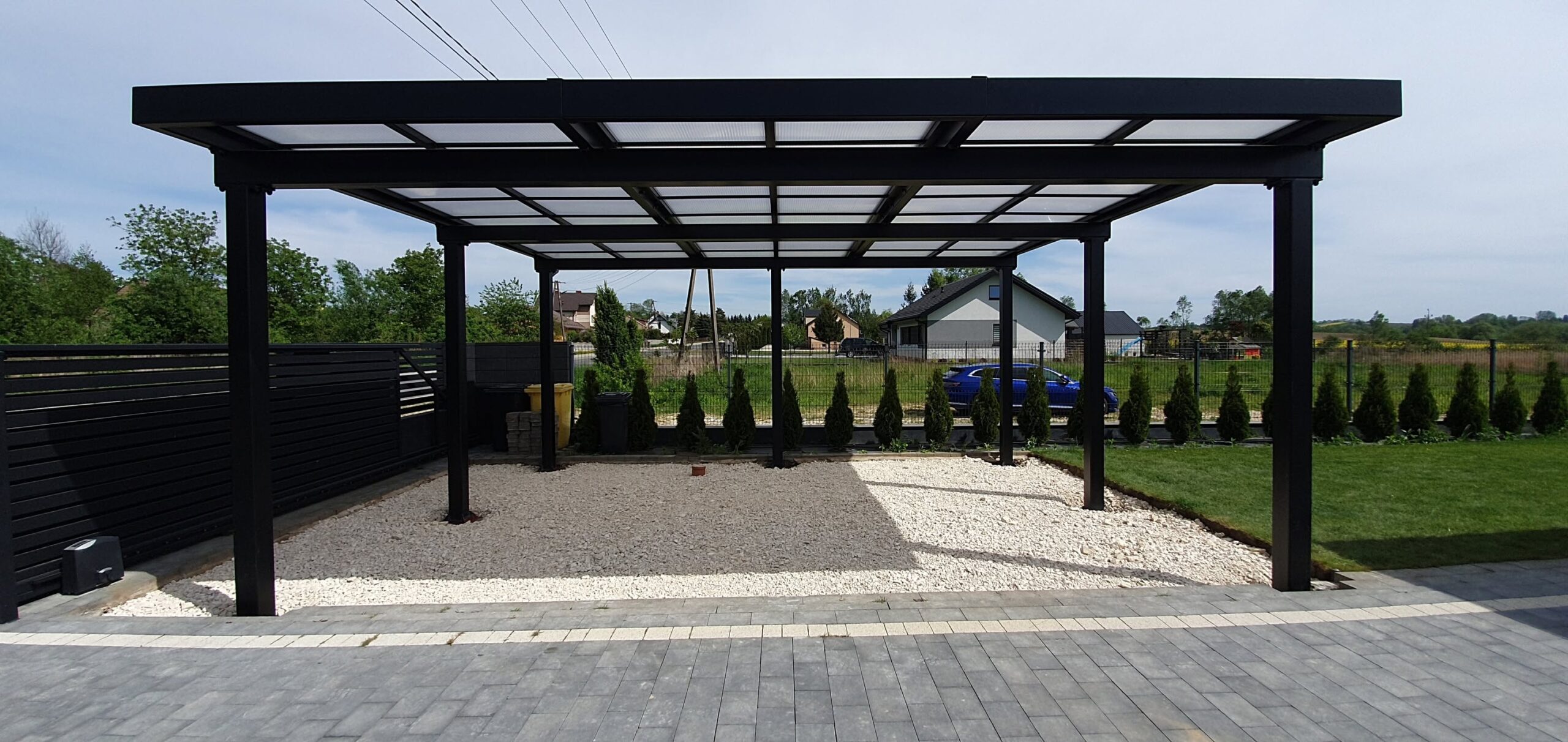 Zadaszenia i altany — realizacja Usługowego Zakładu Ślusarskiego Metaloplastyka, Brzesko