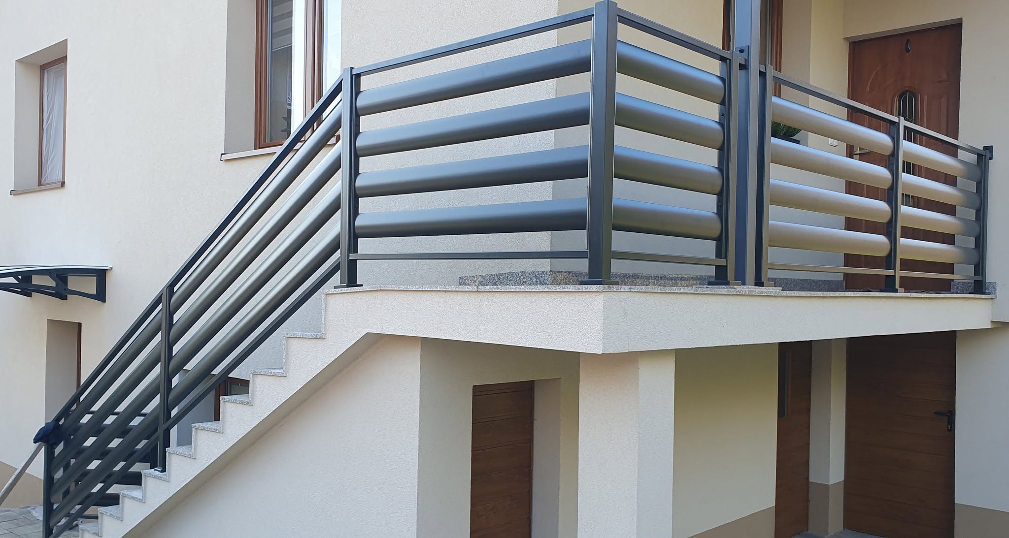 Balustrady — realizacja Usługowego Zakładu Ślusarskiego Metaloplastyka, Brzesko