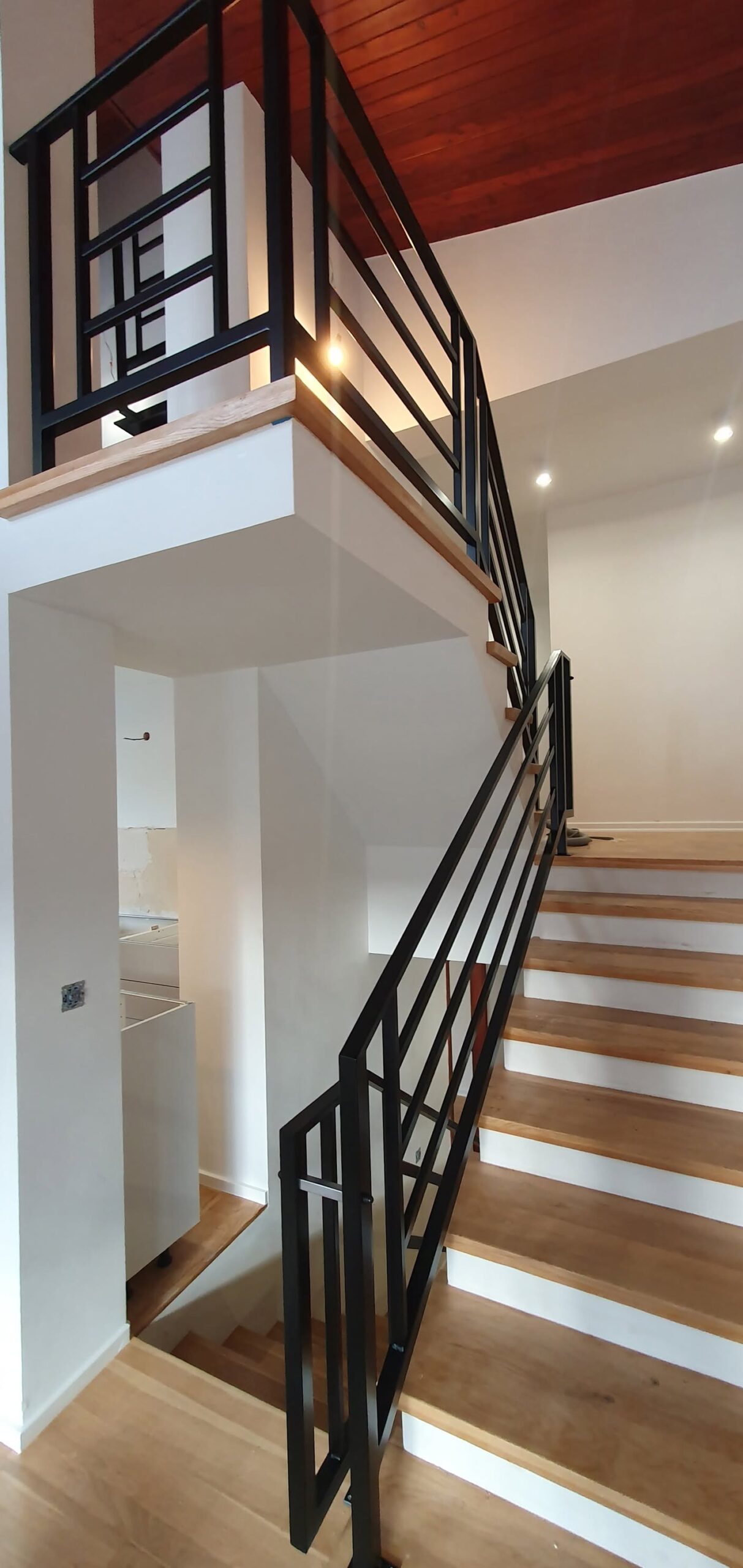 Balustrady — realizacja Usługowego Zakładu Ślusarskiego Metaloplastyka, Brzesko