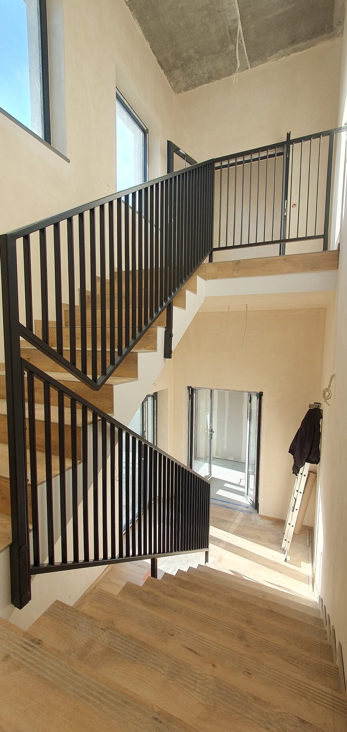Balustrady — realizacja Usługowego Zakładu Ślusarskiego Metaloplastyka, Brzesko