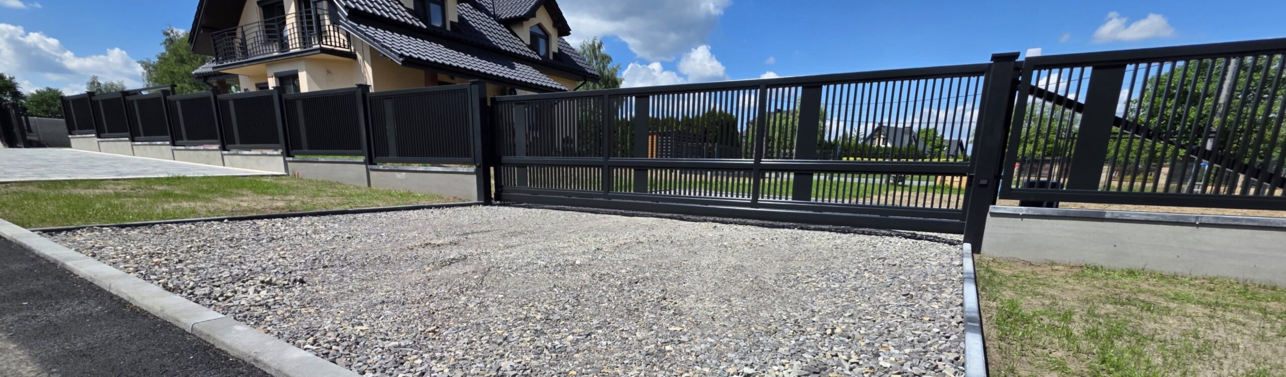 Przęsła — realizacja Usługowego Zakładu Ślusarskiego Metaloplastyka, Brzesko