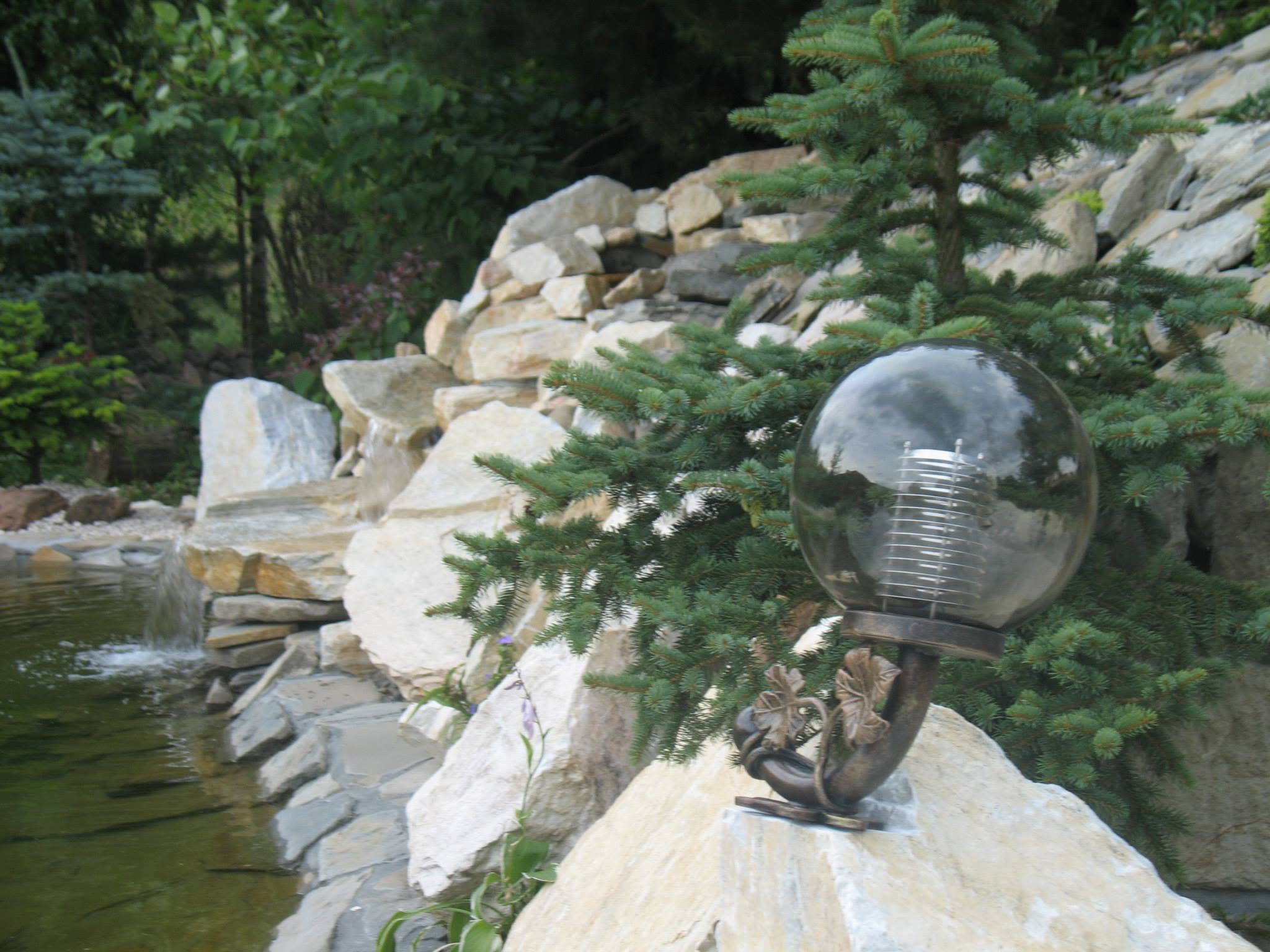 Lampy — realizacja Usługowego Zakładu Ślusarskiego Metaloplastyka, Brzesko