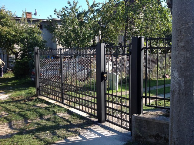 Furtki — realizacja Usługowego Zakładu Ślusarskiego Metaloplastyka, Brzesko