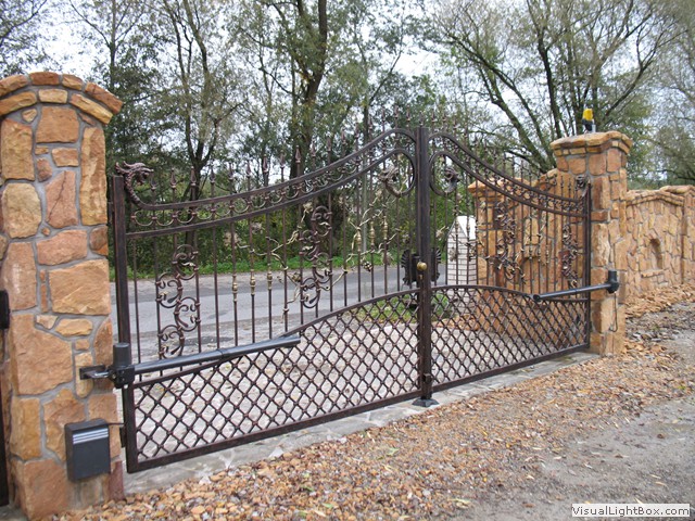Automatyka do bram — realizacja Usługowego Zakładu Ślusarskiego Metaloplastyka, Brzesko
